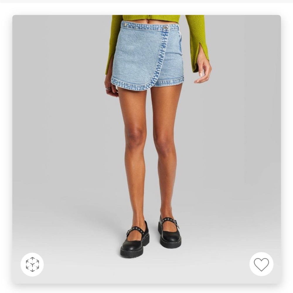 3/$15 NWT High Rise Denim Skort
